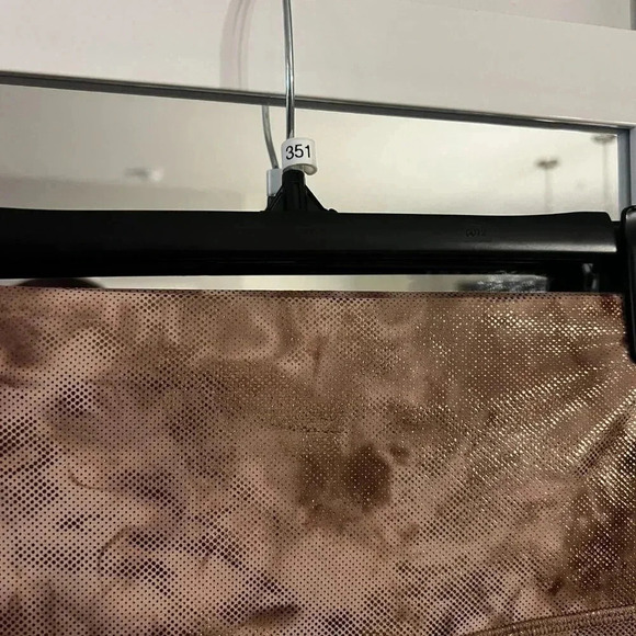 351 Lululemon High Waisted Leggings Size 8 Color Brown Tan - Picture 4 of 6